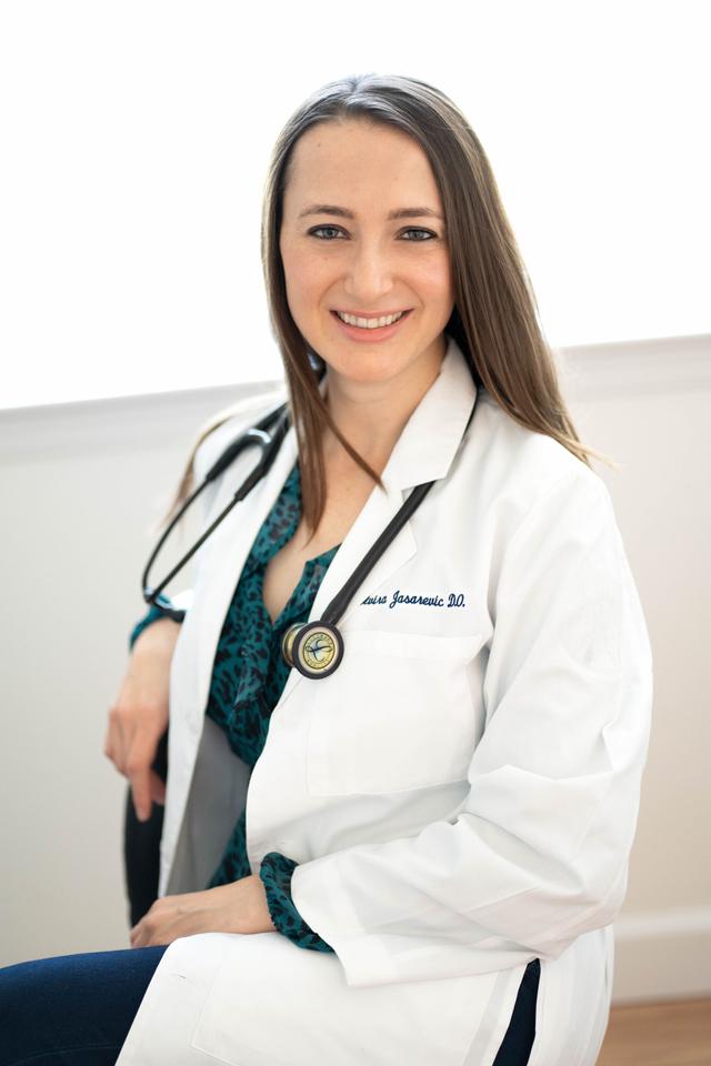 Elvira Jasarevic, DO, medical provider specialize in Weight Loss, Weight Management, Family Medicine, Internal Medicine, General Practice, Mental Health